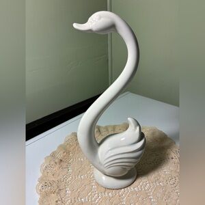 Graceful Vintage  White Swan 10” Tall